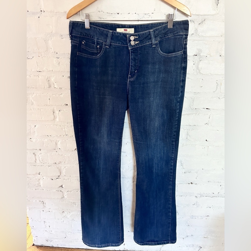Levi’s 526 Slender Bootcut Jeans Women’s Size W31 L32 Dark Wash Double Button